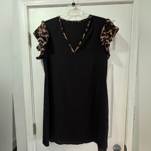 Black Dress with Leopard Ruffle Sleeves. XXL. New.